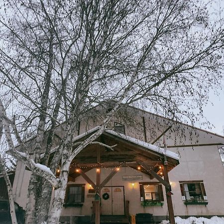 Alpine Meadows Lodge غولدن المظهر الخارجي الصورة