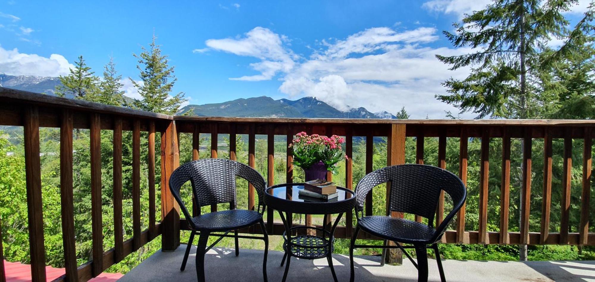 Alpine Meadows Lodge غولدن المظهر الخارجي الصورة