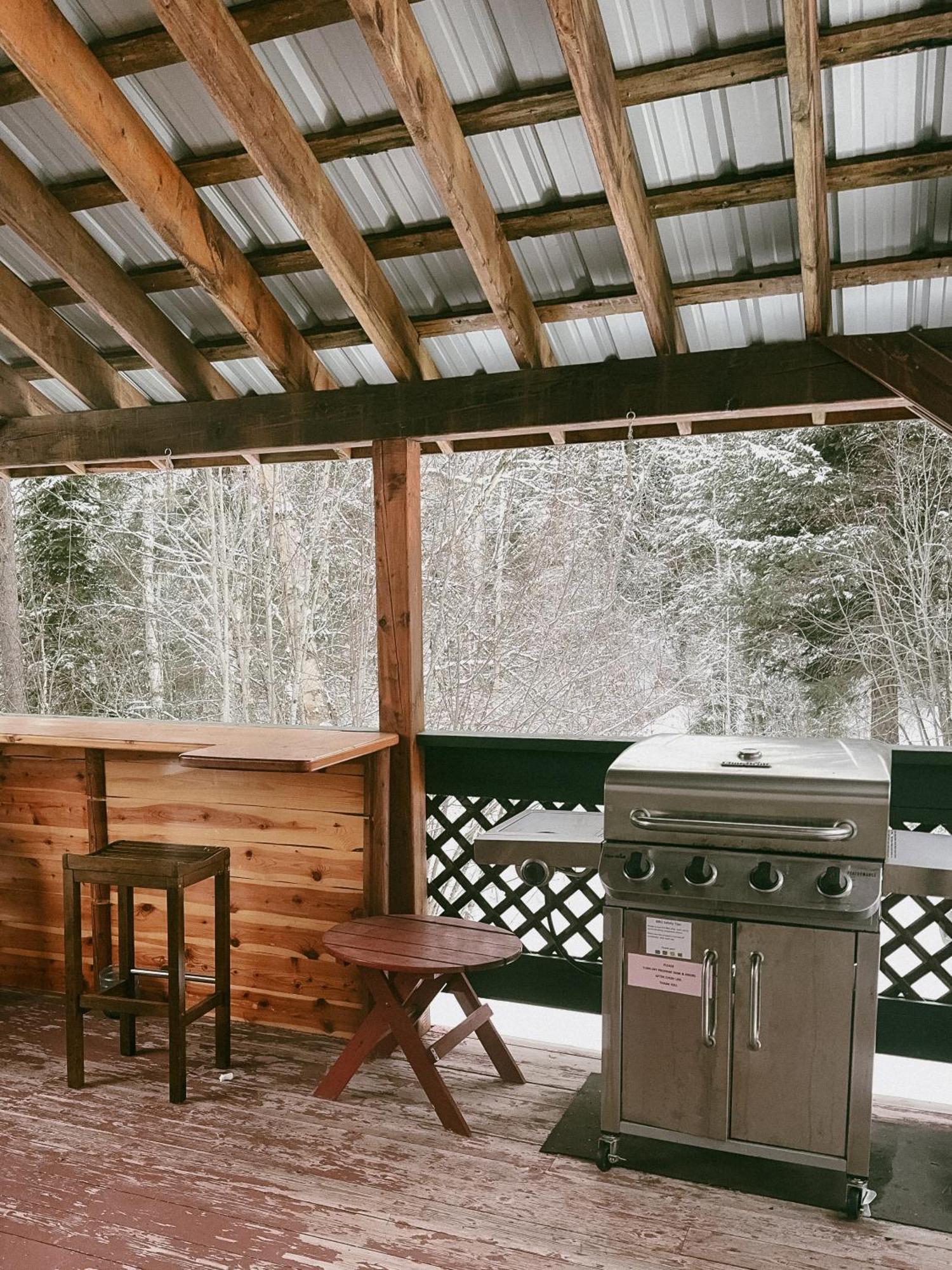 Alpine Meadows Lodge غولدن المظهر الخارجي الصورة