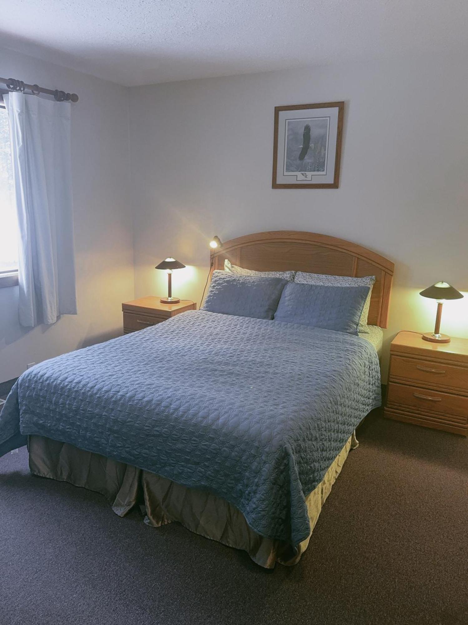 Alpine Meadows Lodge غولدن المظهر الخارجي الصورة