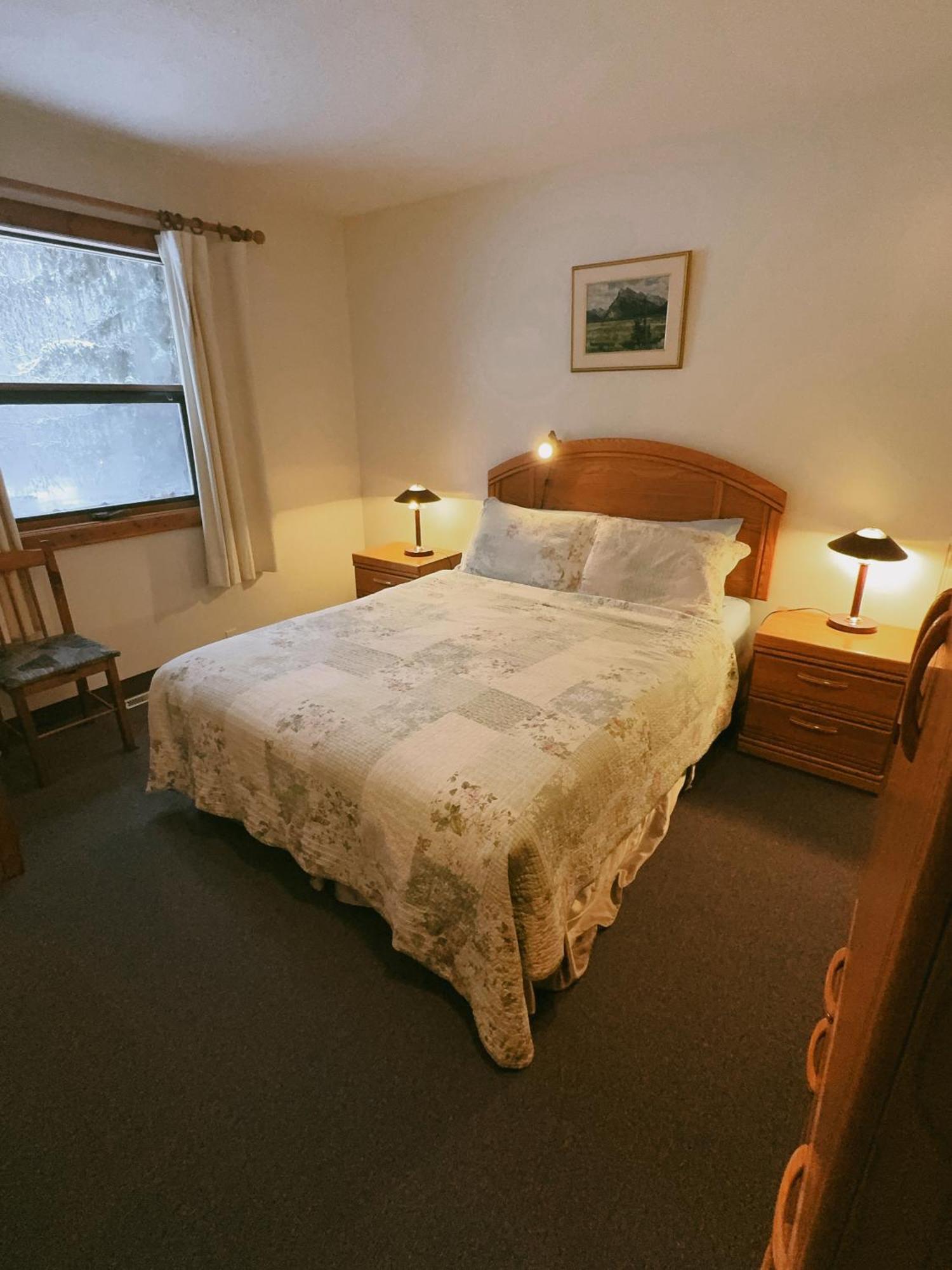 Alpine Meadows Lodge غولدن المظهر الخارجي الصورة