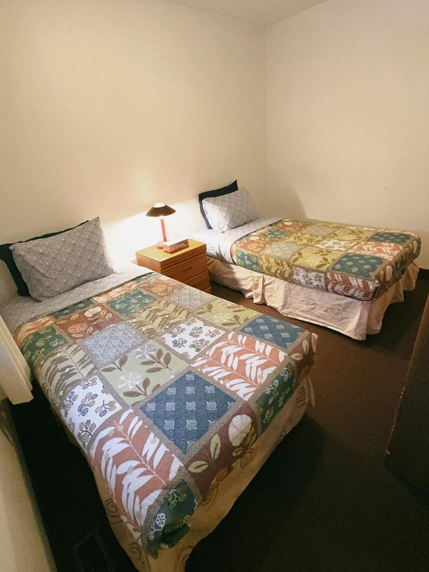 Alpine Meadows Lodge غولدن المظهر الخارجي الصورة